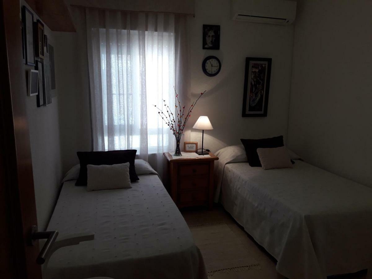 Your Home In Cordoba - Ana Y Ernesto ภายนอก รูปภาพ